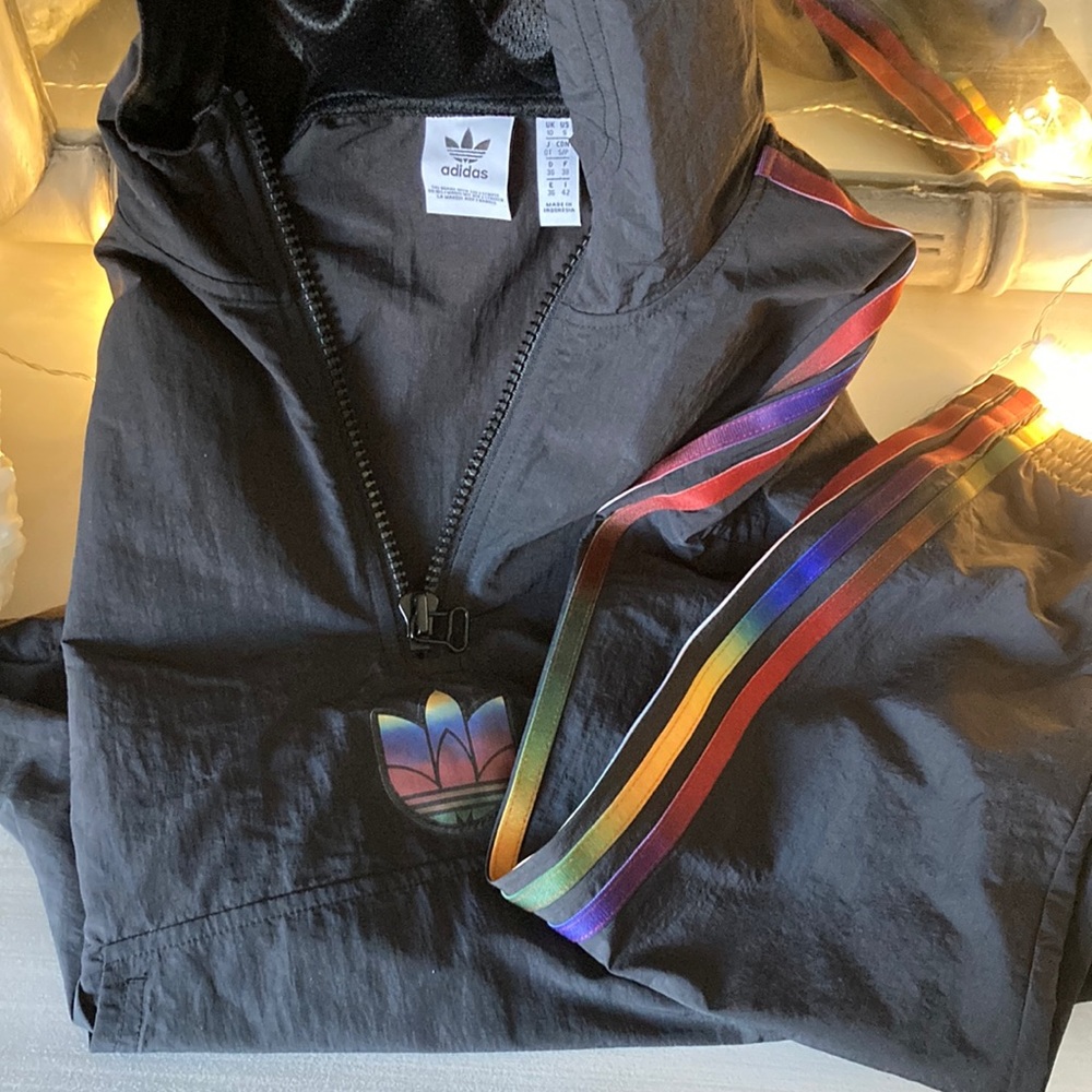 Adidas crop halfzip windbreaker NWOT